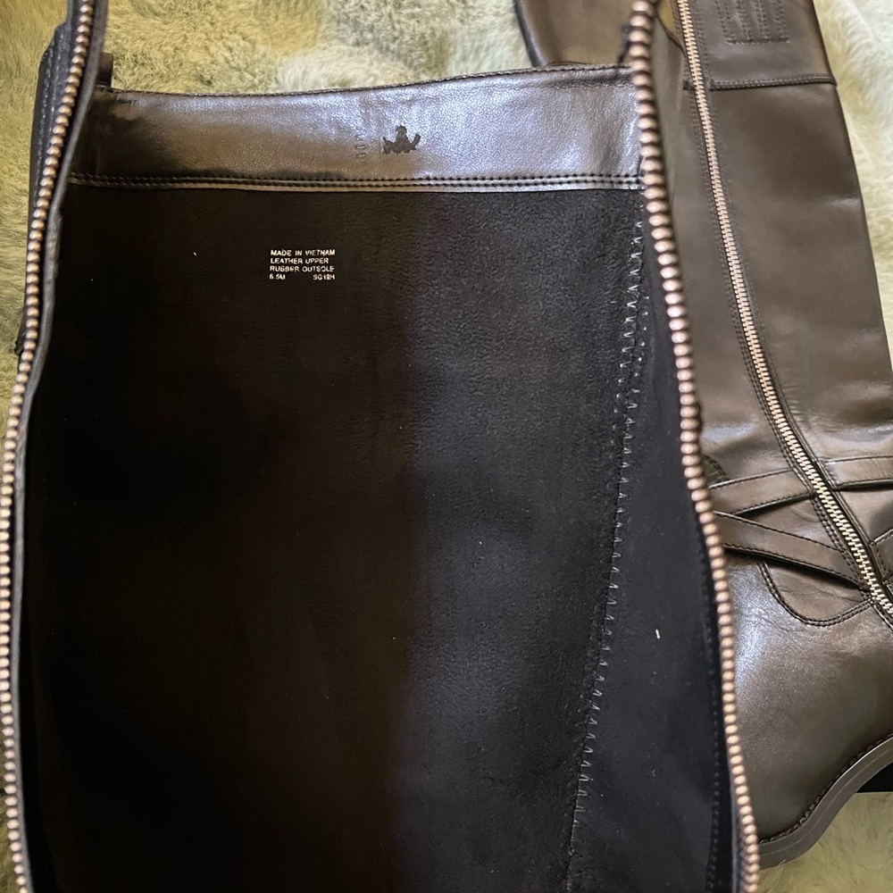 Michael Kors black  Leather Boots - Picture 7 of 7